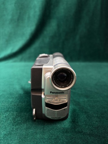 Panasonic ds60 camcorder - nv-ds60,